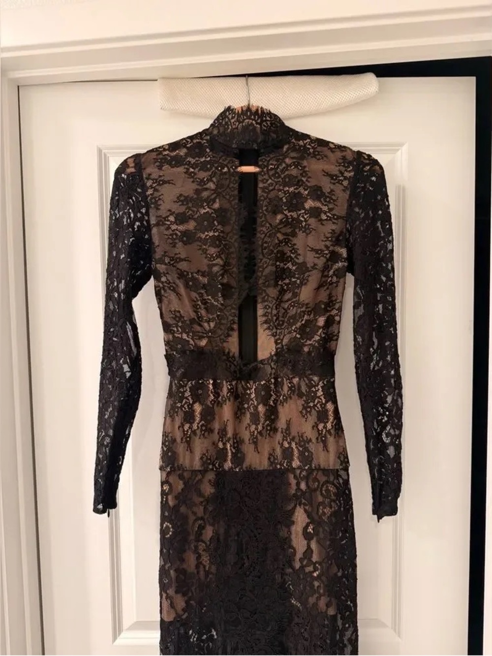 Black Lace Cutout Evening Gown - Picture 7 of 12